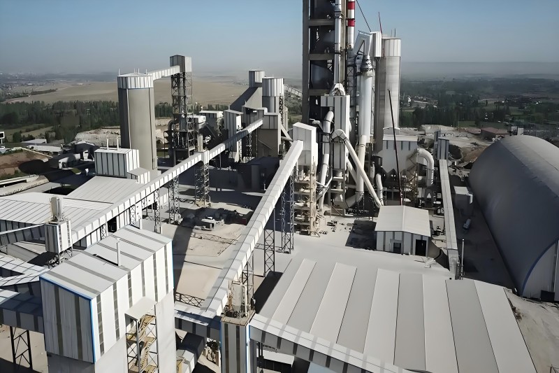 山西浩业为太原某水泥厂定制安装矿山输送皮带机项目